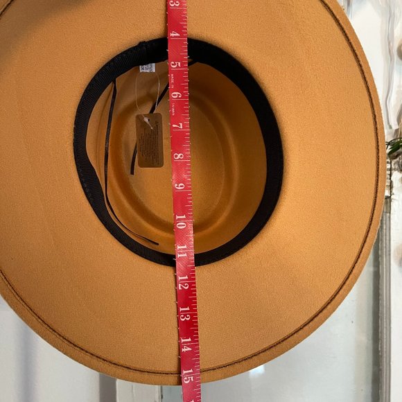 CREAM Felt Boater Hat - Picture 3 of 4